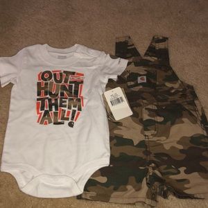 NWT Carhartt camo set